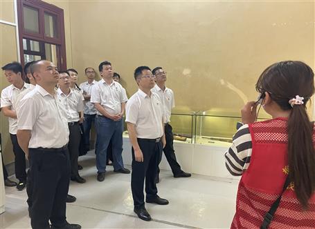 赖海标加入下层党组织主题党日运动